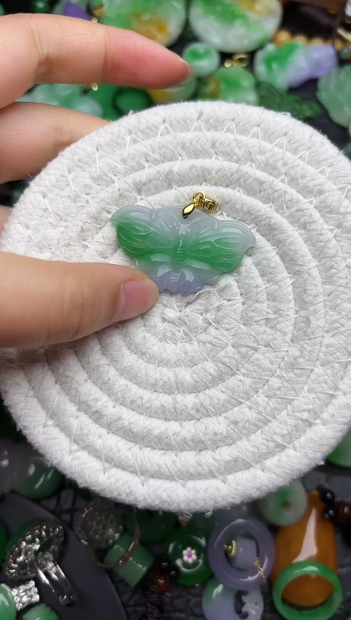 颈饰未镶嵌翡翠缅甸翡翠吊坠