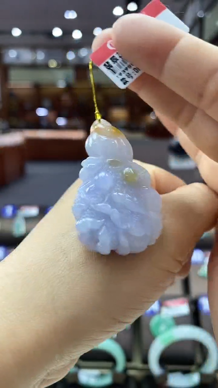 颈饰未镶嵌翡翠白菜