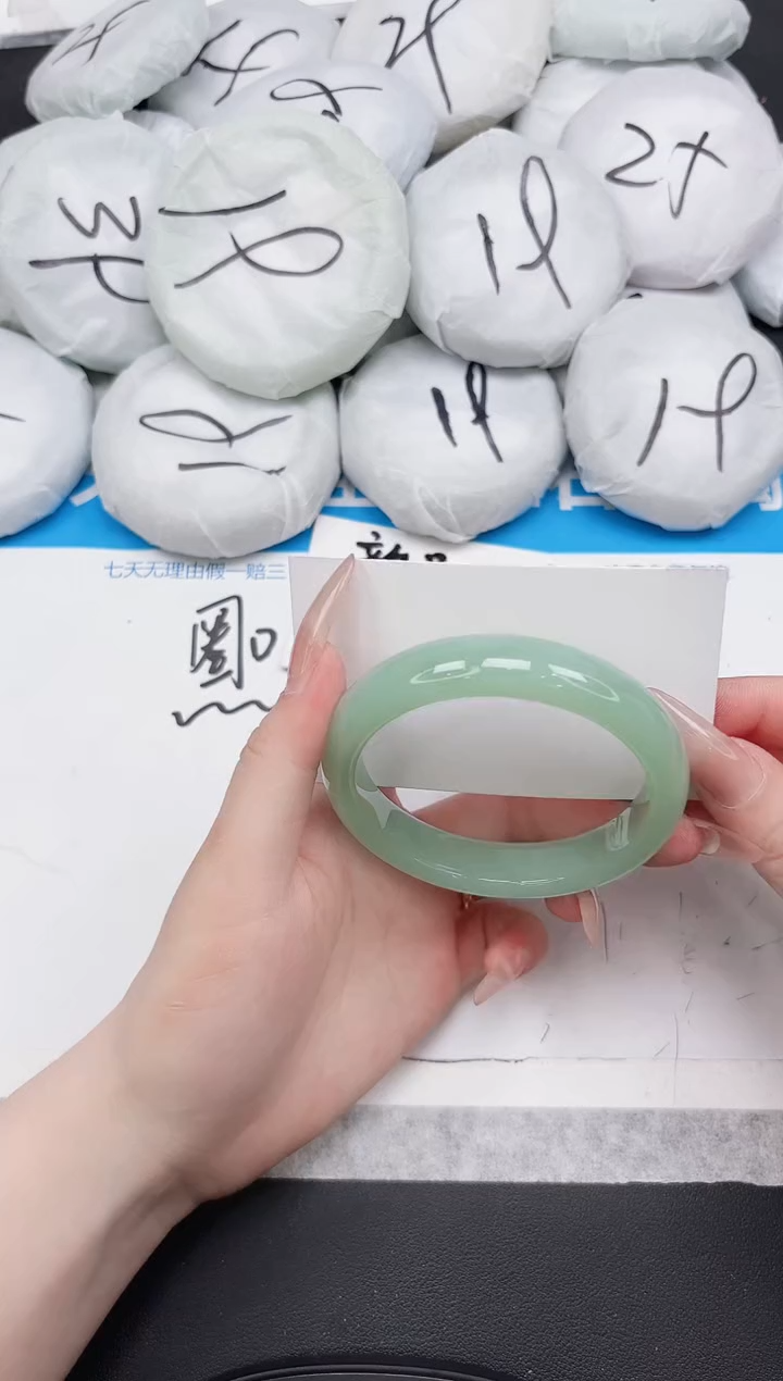 女款东凌手镯117-62