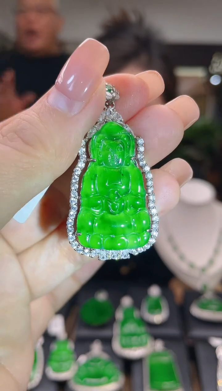 【闪购商品】翡翠颈饰未镶嵌翡翠吊坠