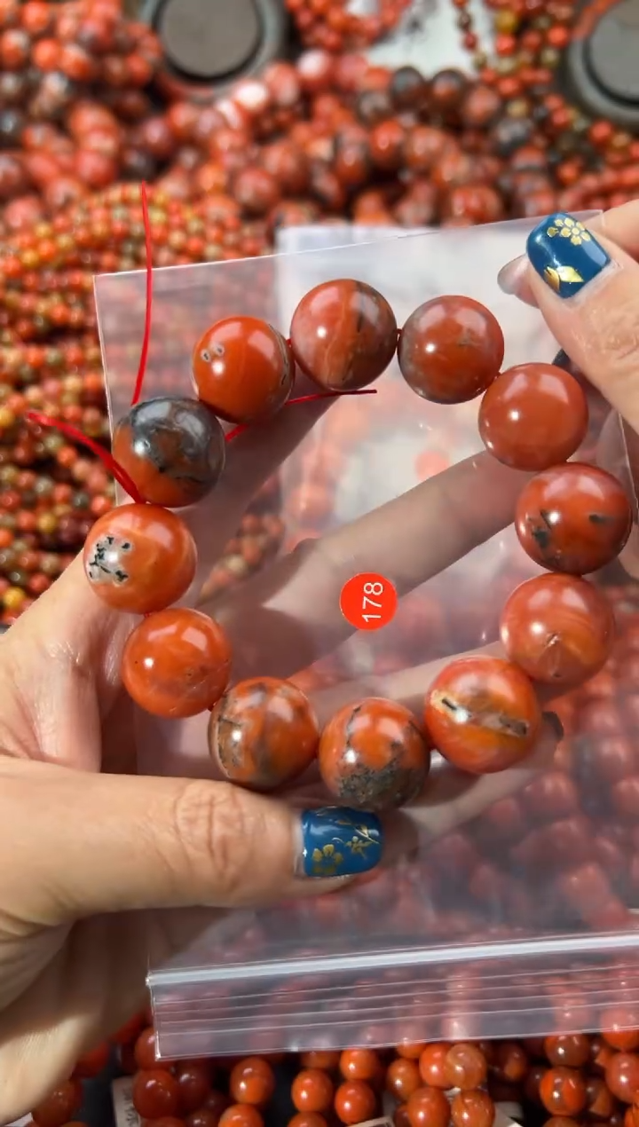 未镶嵌手串南红玛瑙尝***吧18+