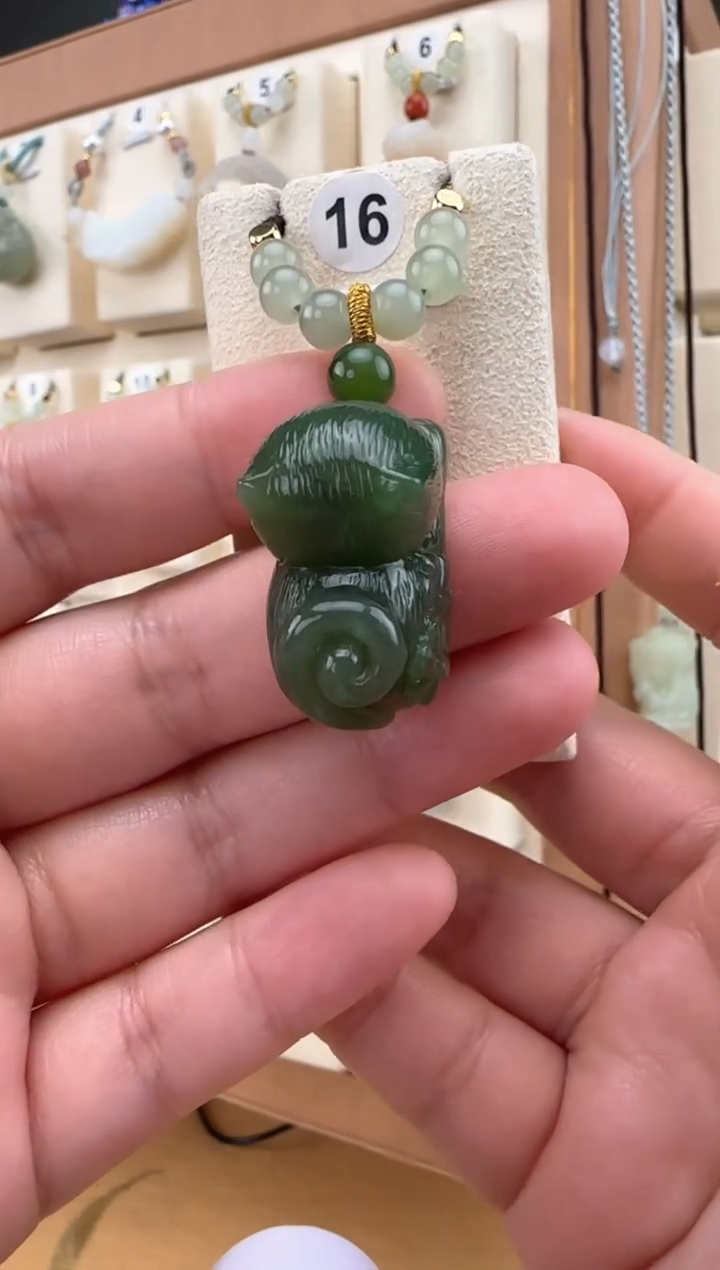 【闪购商品】和田玉（碧玉）颈饰未镶嵌趴趴猫吊坠