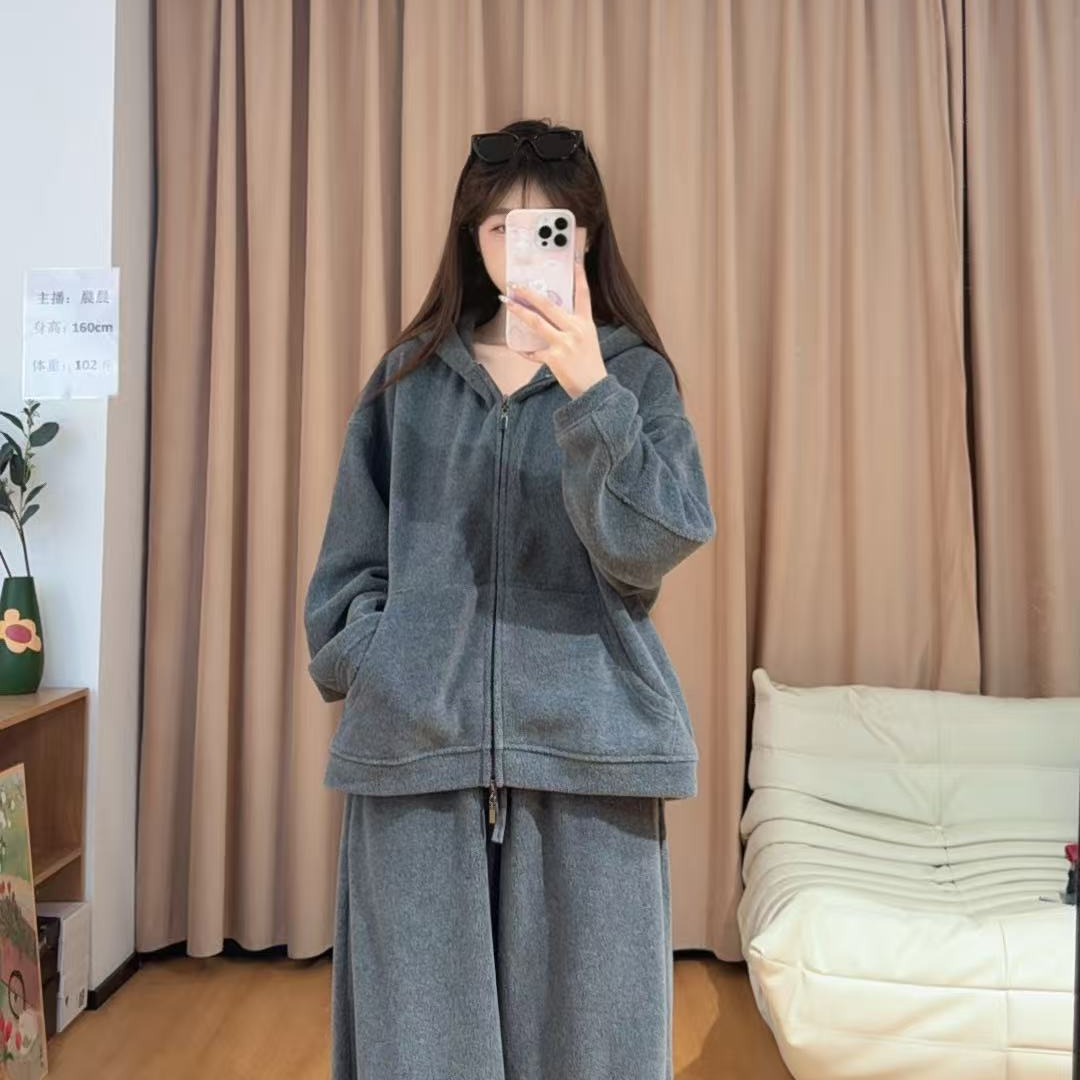 86009余小鱼【轻松衣】深灰色纯色连帽韩版时尚百搭秋冬外套女装