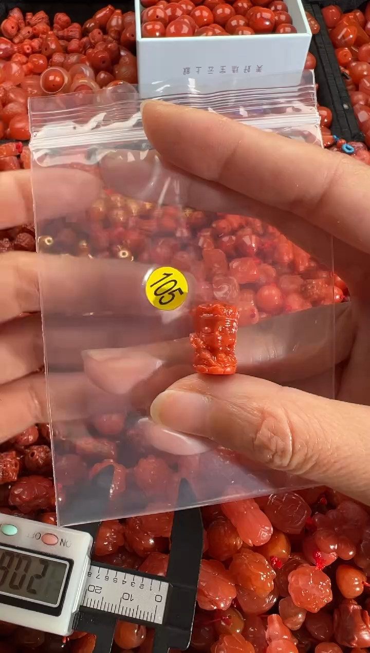 【闪购商品】南红玛瑙颈饰未镶嵌1