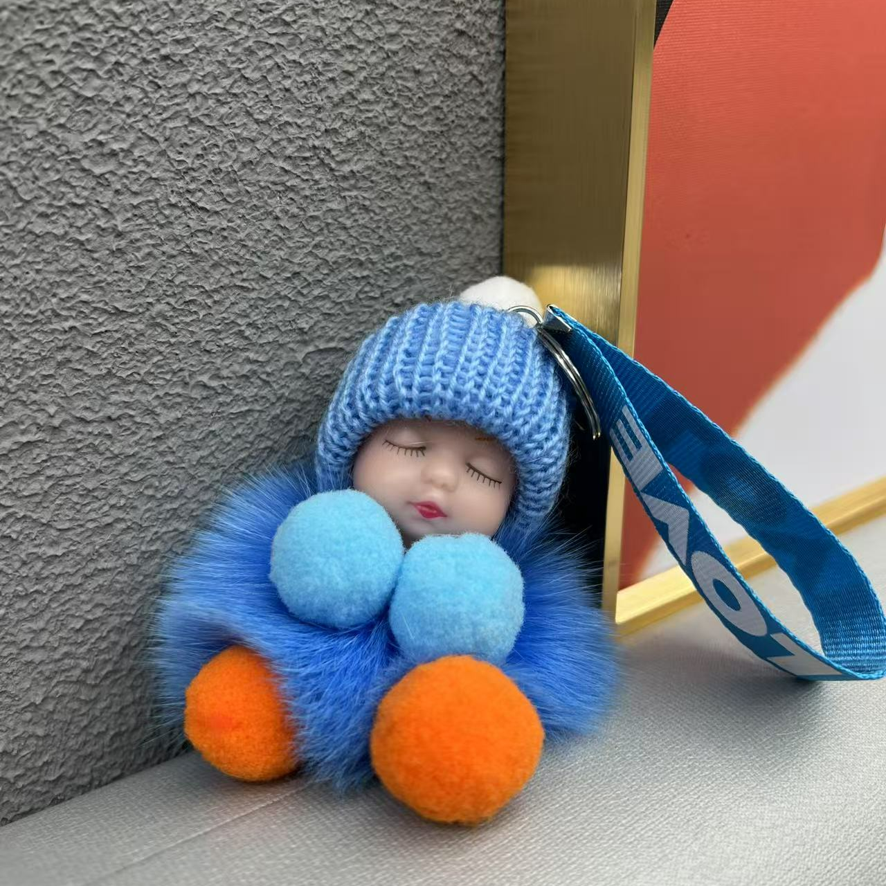 小娃娃和鸭鸭毛毛挂件