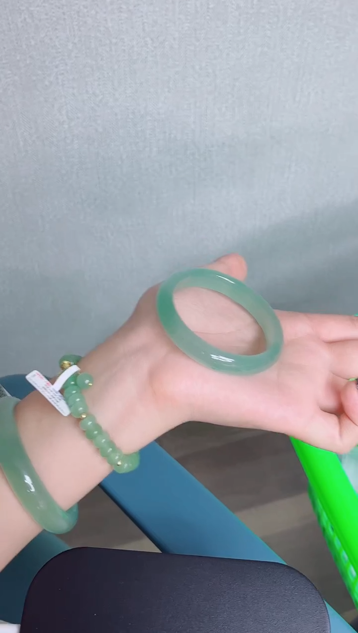 未镶嵌手镯石英质玉038-52