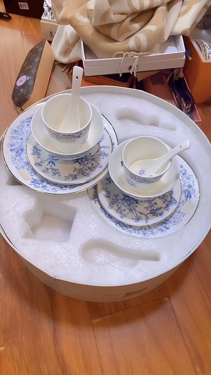 杯鸿辉家品牌瓷器，京东包邮！