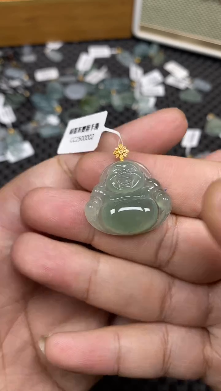 【闪购商品】翡翠吊坠(不含链)18K金镶嵌53377