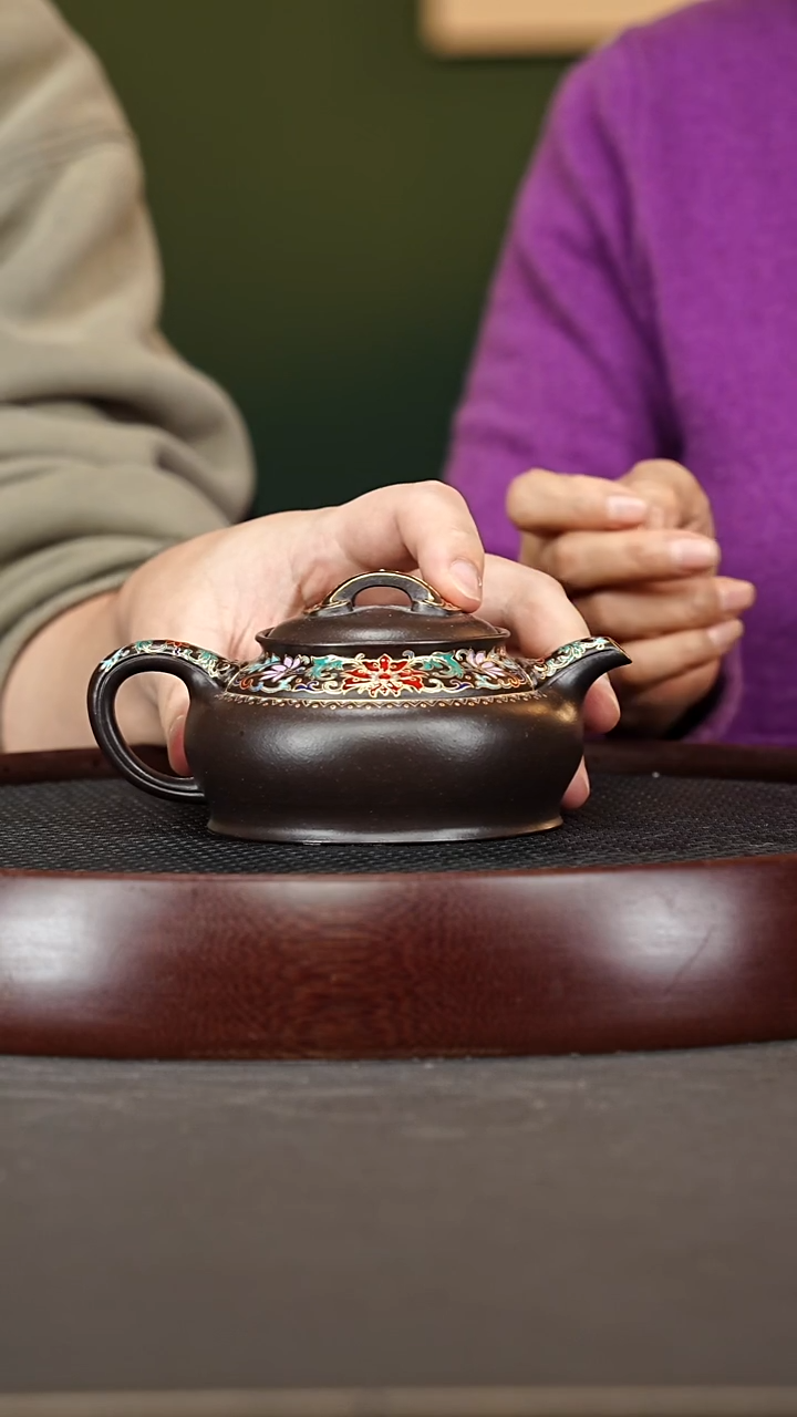 茶壶紫砂132ZLM 珐琅彩300cc