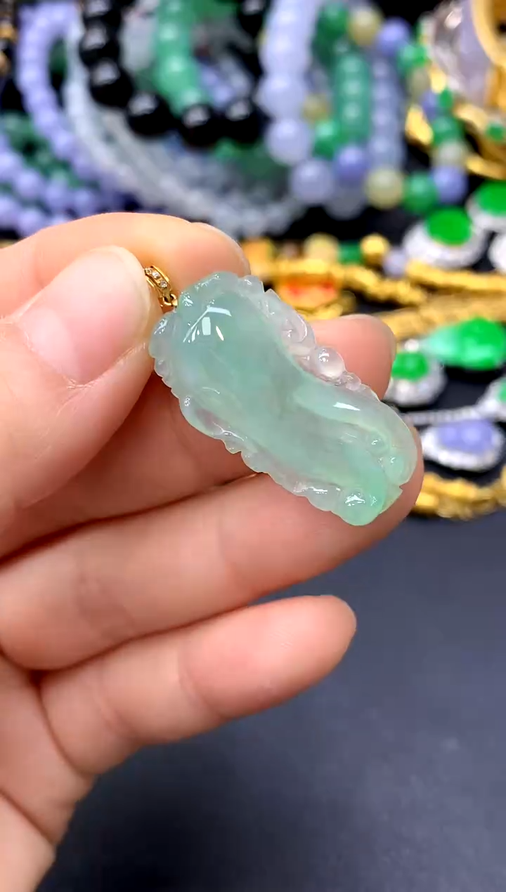 颈饰18K金镶嵌翡翠360-中国好珍宝