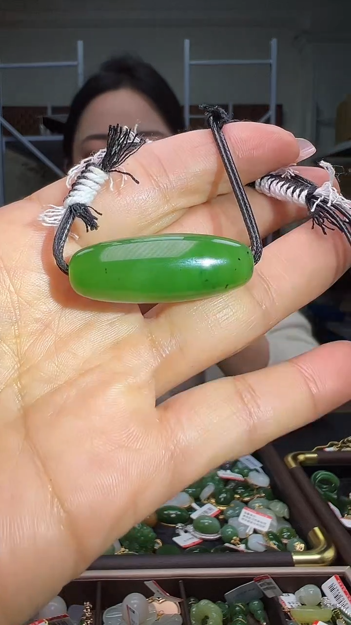 颈饰未镶嵌和田玉（多样性发货.发其一)12.04.44