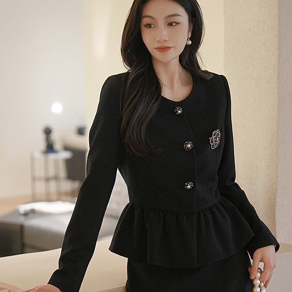 修身干练气质长袖短外套2025年新款日常精致上衣-MOGA01WJK005B11