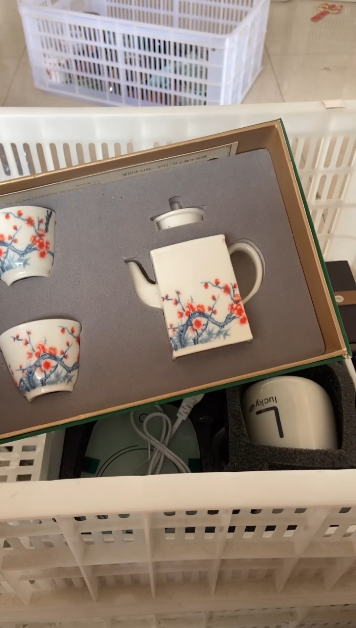 杯无运费险有瑕疵的摄影的产品有使用过的痕迹有点脏介意勿拍