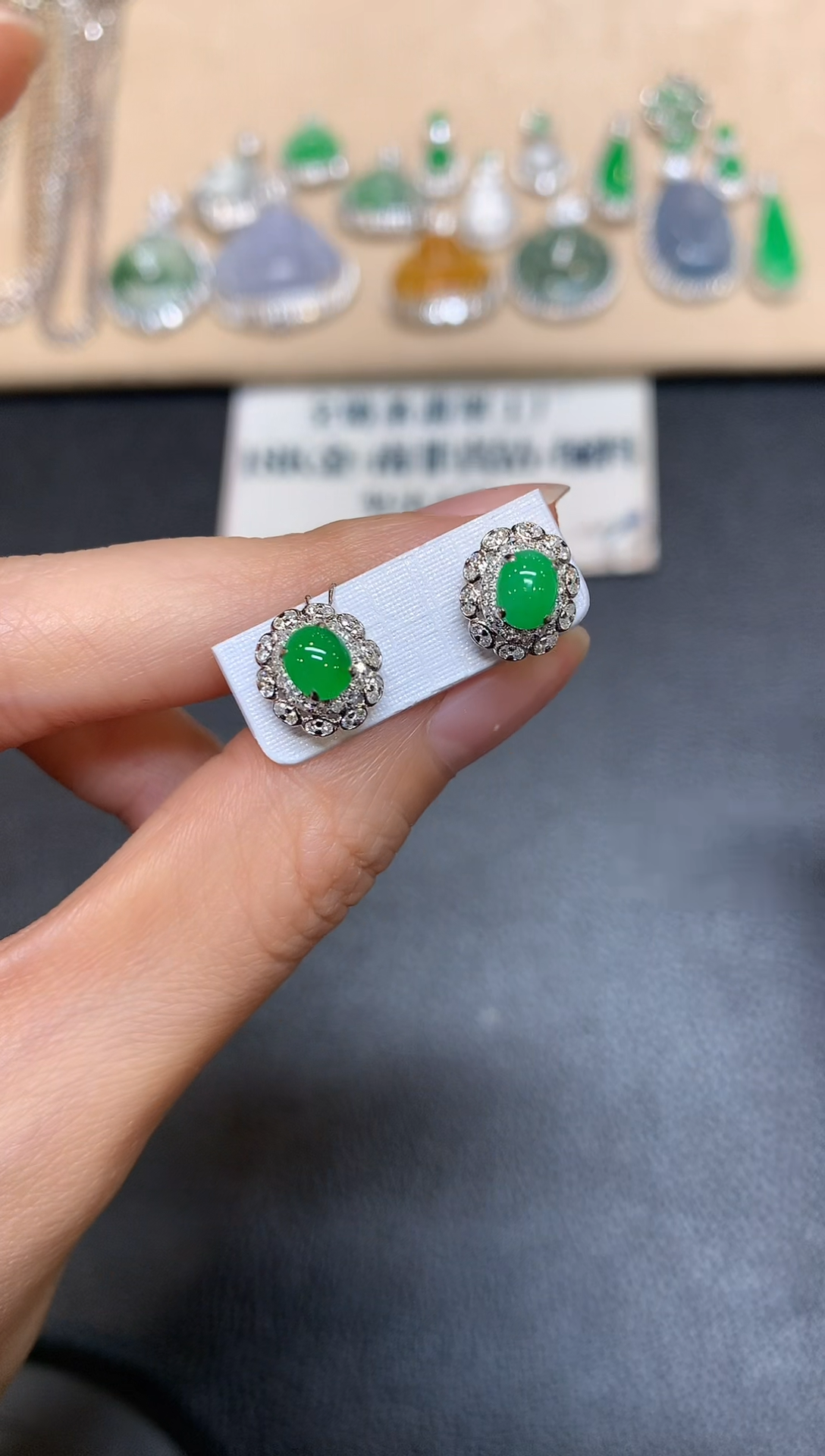 【闪购商品】翡翠耳饰18K金镶嵌【无服务费