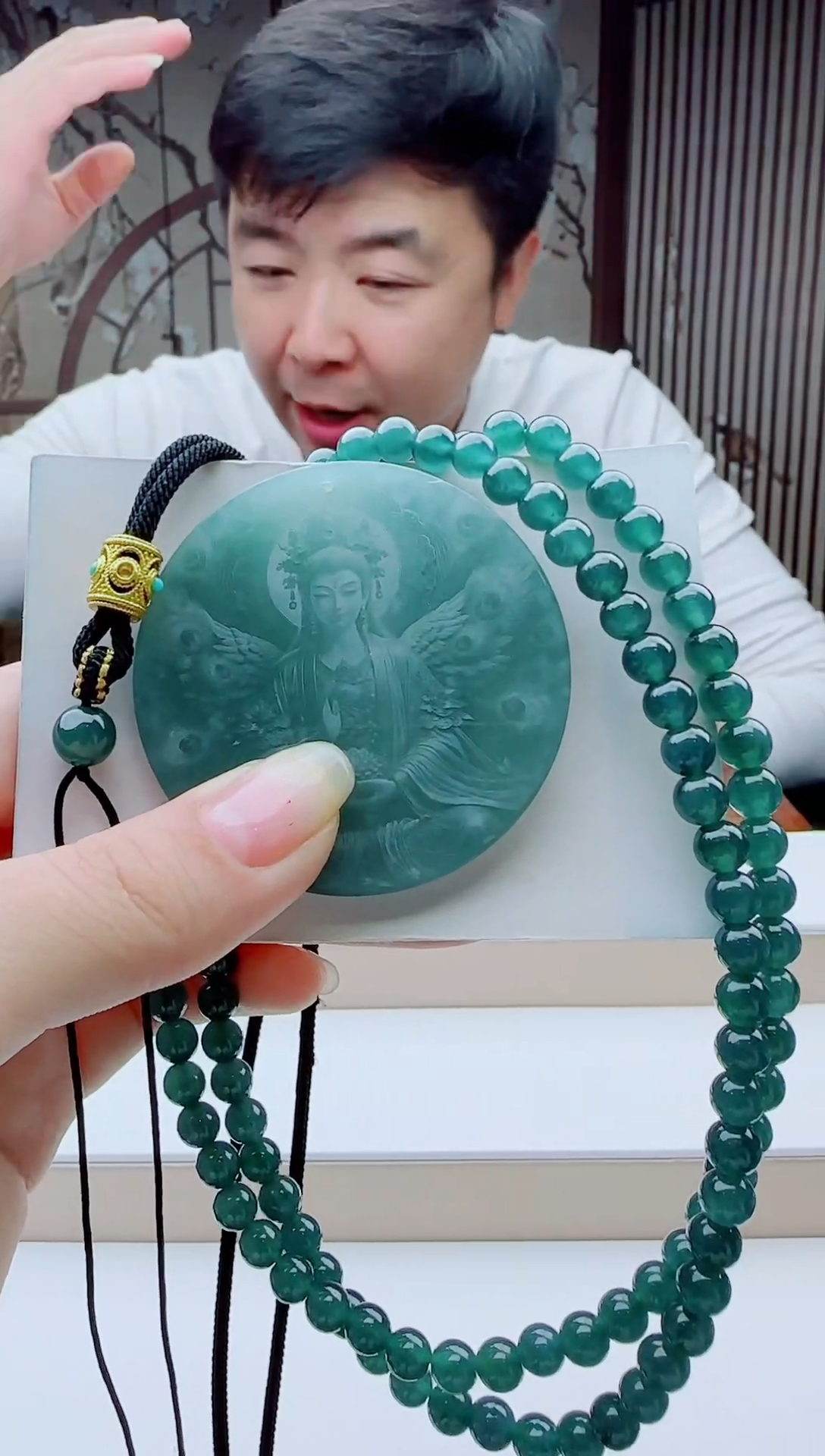 颈饰未镶嵌翡翠多样性发其一