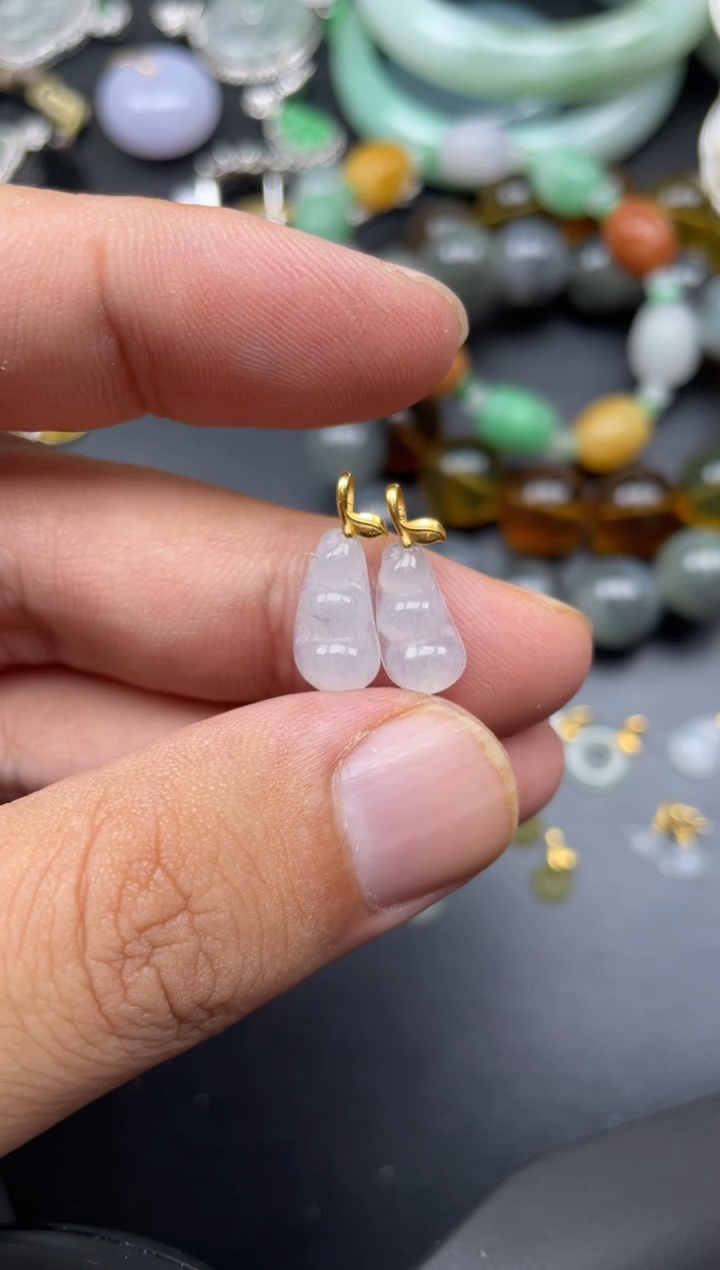 翡翠18K金镶嵌颈饰塑商品不退不换