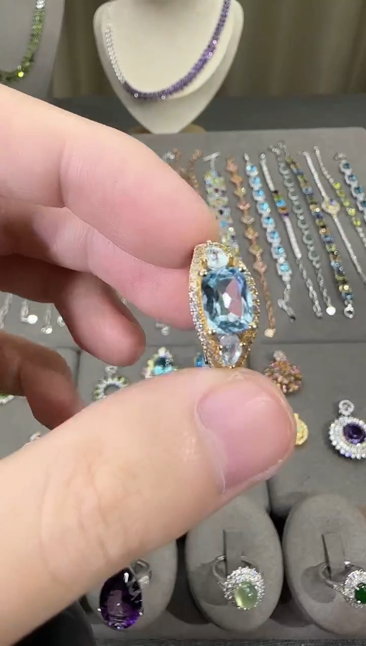 银S925镶嵌戒指托帕石10*8mm戒指简约款