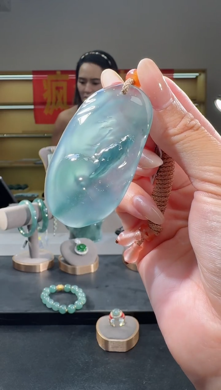 翡翠未镶嵌吊坠(不含链)龙牌