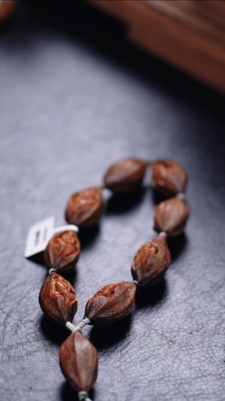 【闪购商品】橄榄核吊坠更厉害