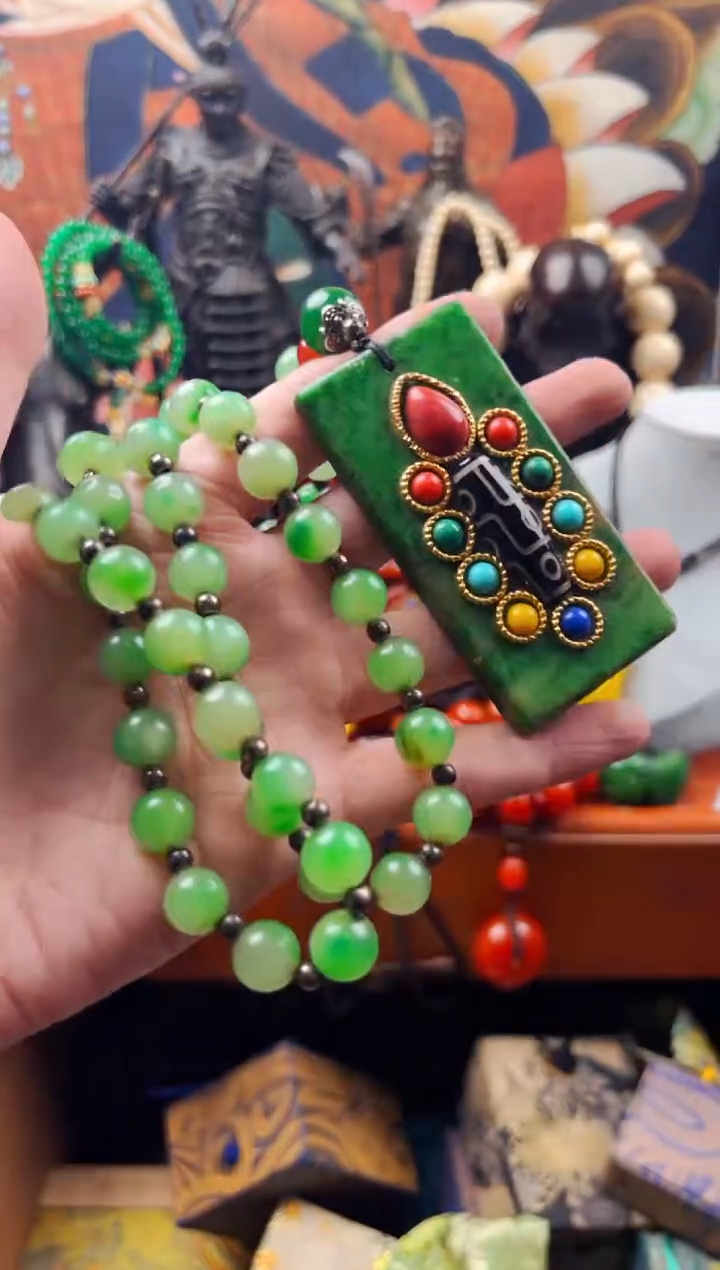 【闪购商品】翡翠吊坠(赠链)未镶嵌飞姐精品专属推荐24