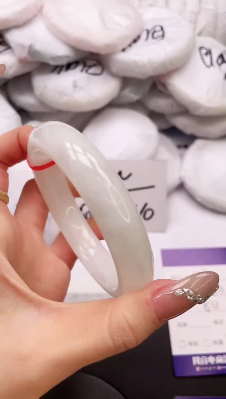 【闪购商品】和田玉手镯未镶嵌22L125-59