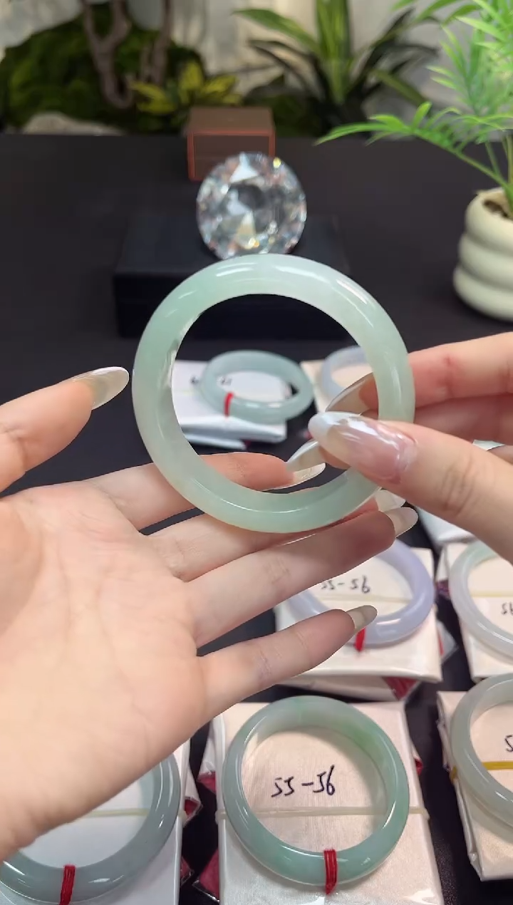 【闪购商品】翡翠手镯未镶嵌天然缅甸翡翠 