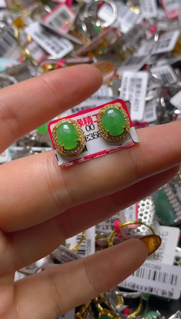 银S925镶嵌戒指翡翠百内无证书