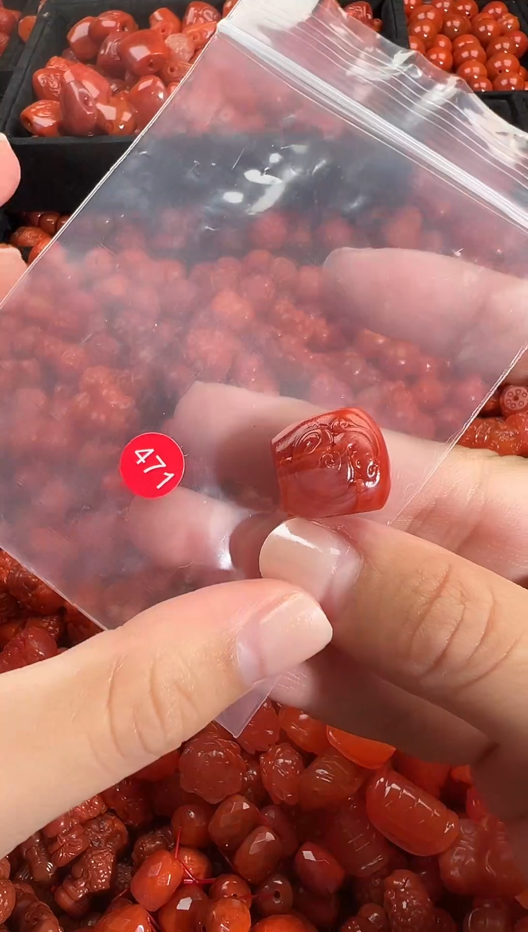 颈饰未镶嵌南红玛瑙1