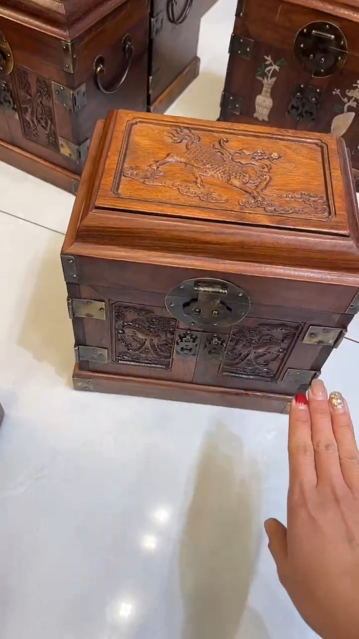 【闪购商品】贡木麒麟雕刻官箱