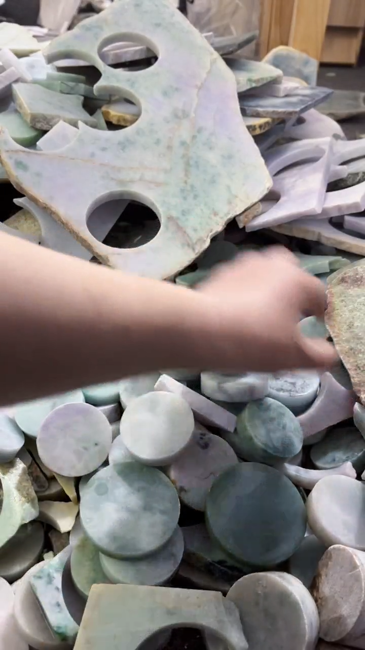 【闪购商品】翡翠挂件未镶嵌A货康壹227