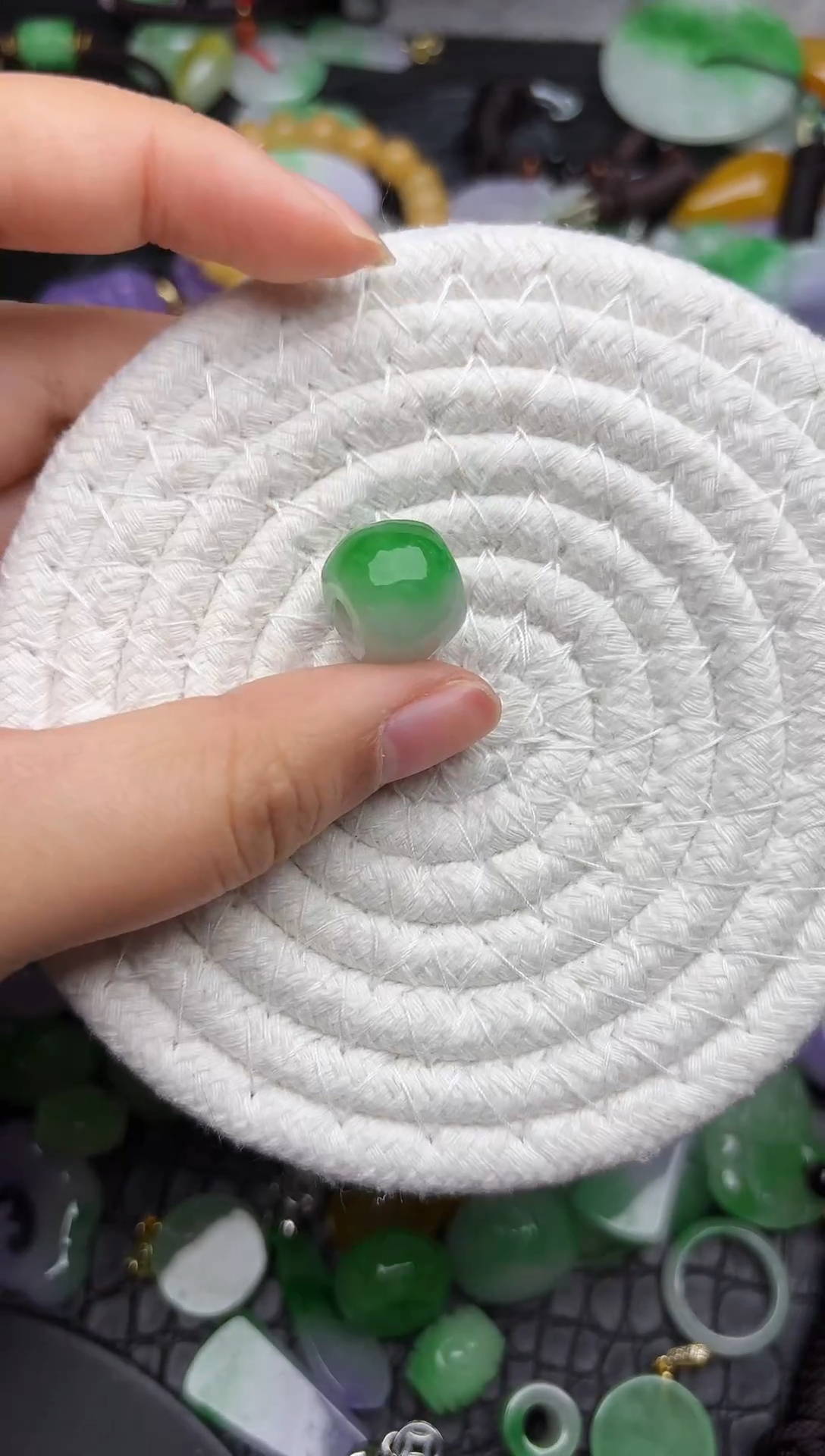 颈饰未镶嵌翡翠缅甸翡翠吊坠