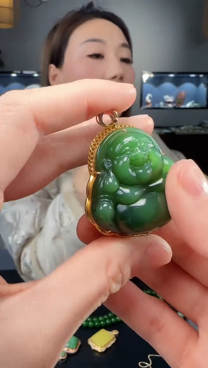 【闪购商品】和田玉吊坠(不含链)18K金镶嵌1