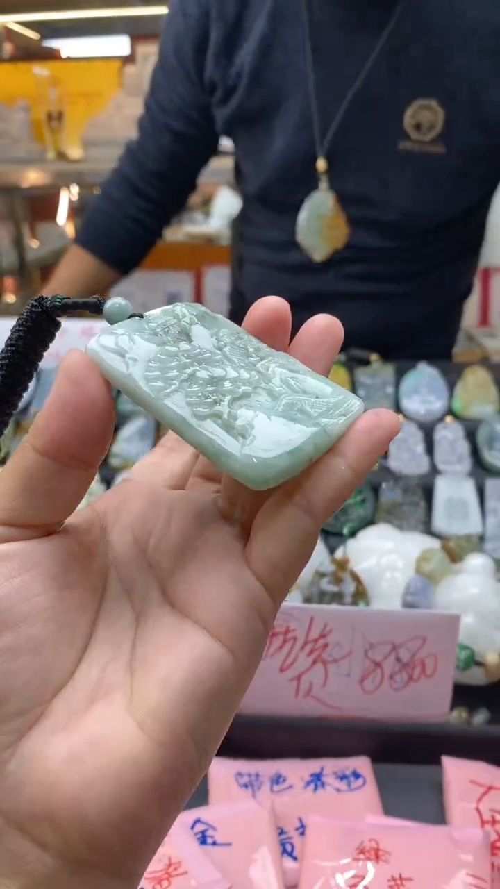 【闪购商品】翡翠颈饰未镶嵌挂件