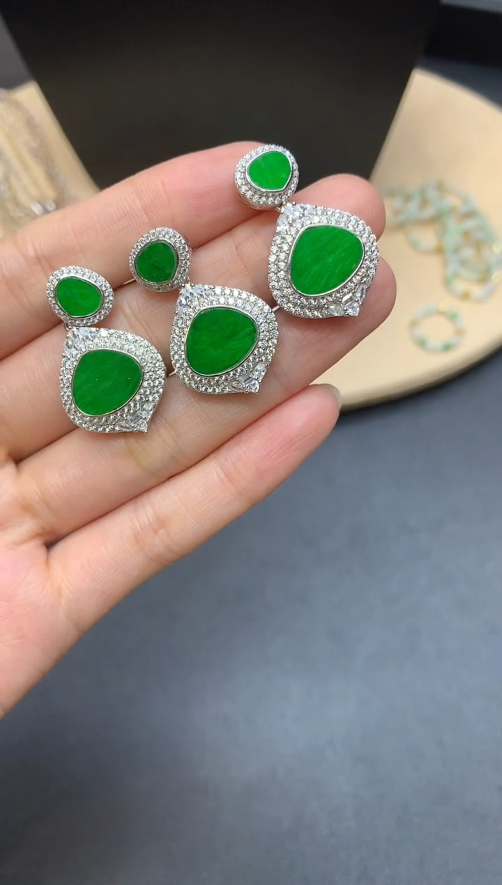 【闪购商品】翡翠吊坠(不含链)银S925镶嵌无事牌【多样性发其一】