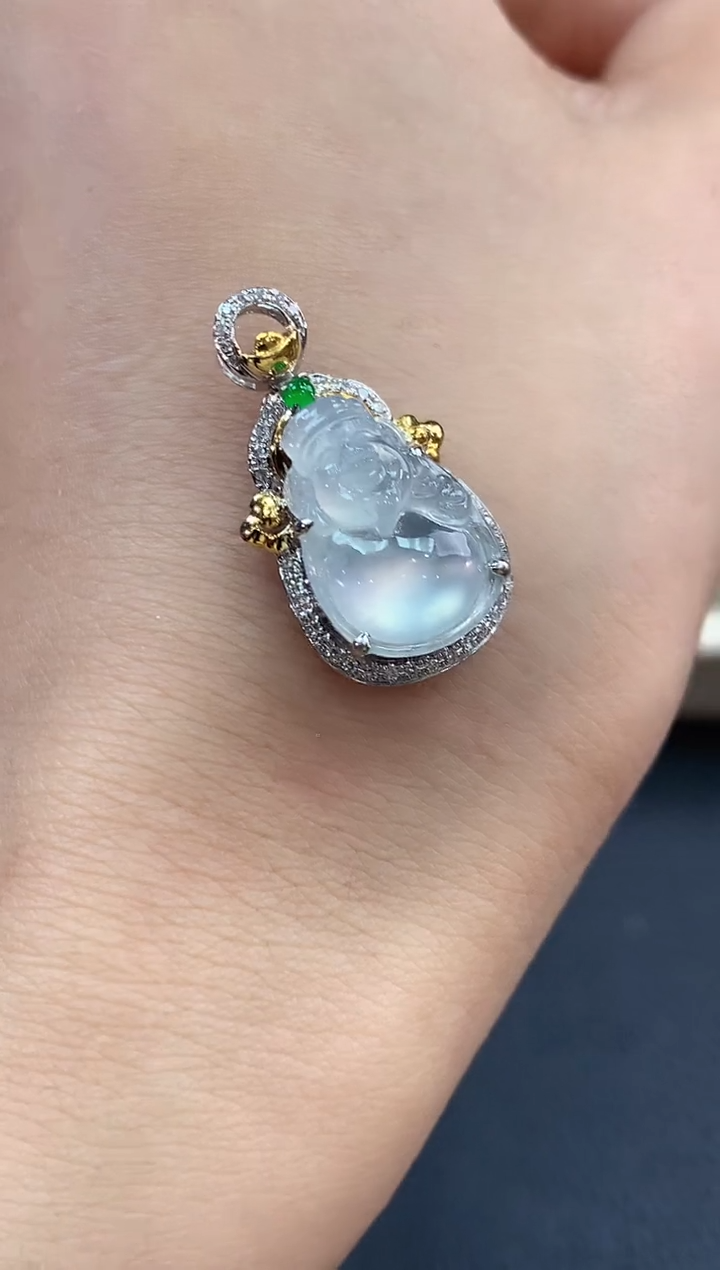 【闪购商品】翡翠吊坠(不含链)18K金镶嵌B95