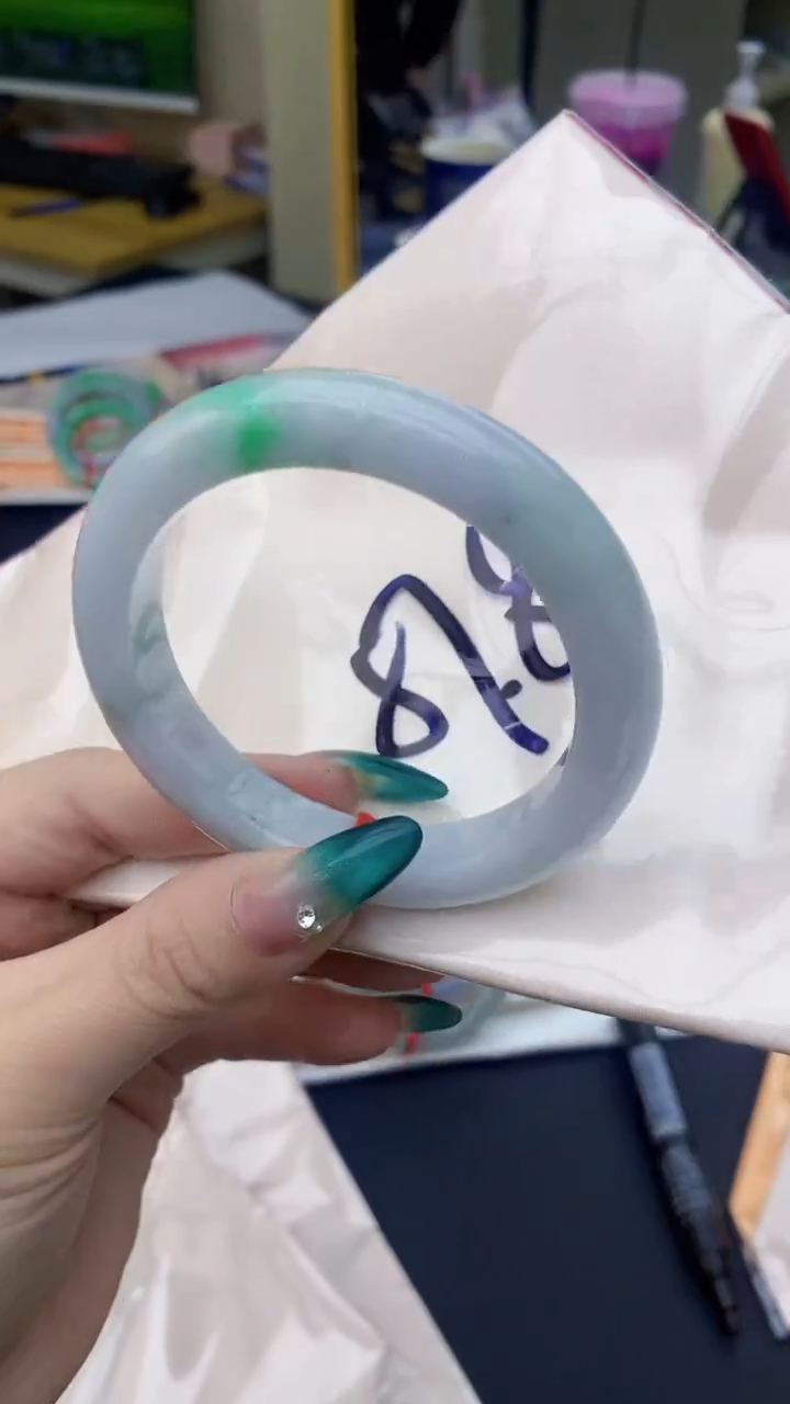 【闪购商品】翡翠手镯未镶嵌0464533056