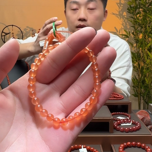 南红玛瑙单圈手串一条5mm+ 多样性发货