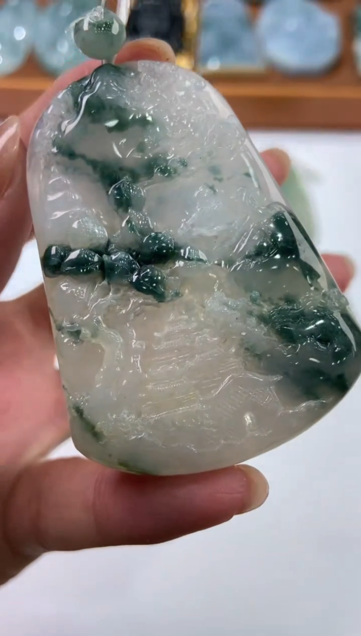 翡翠未镶嵌挂件2207966  