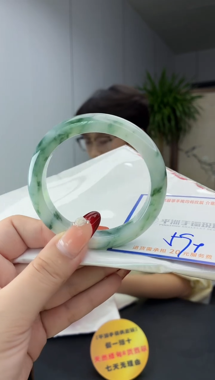 翡翠手镯未镶嵌111111111