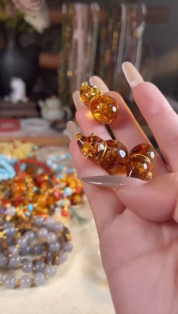 【闪购商品】琥珀（花珀）吊坠(不含链)银S925镶嵌多样性发货其一