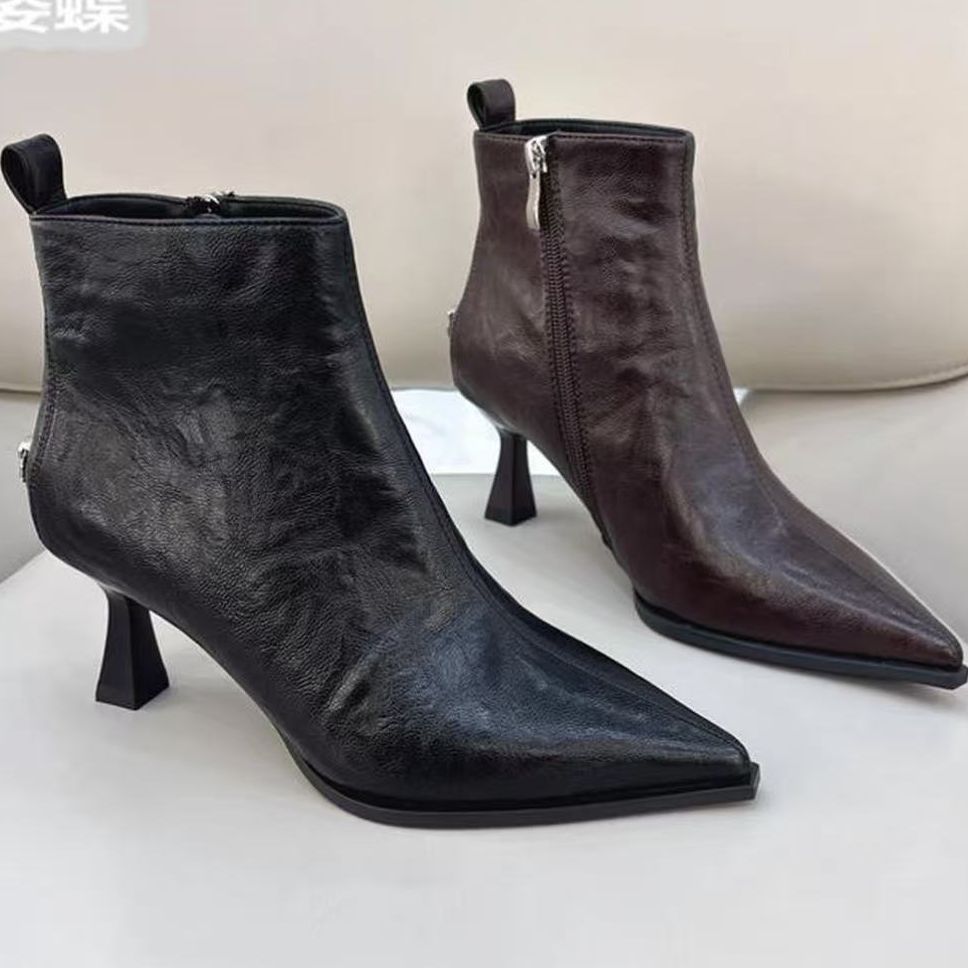 9220-6    时装靴秋冬简约细跟百搭潮流尖头短靴时尚