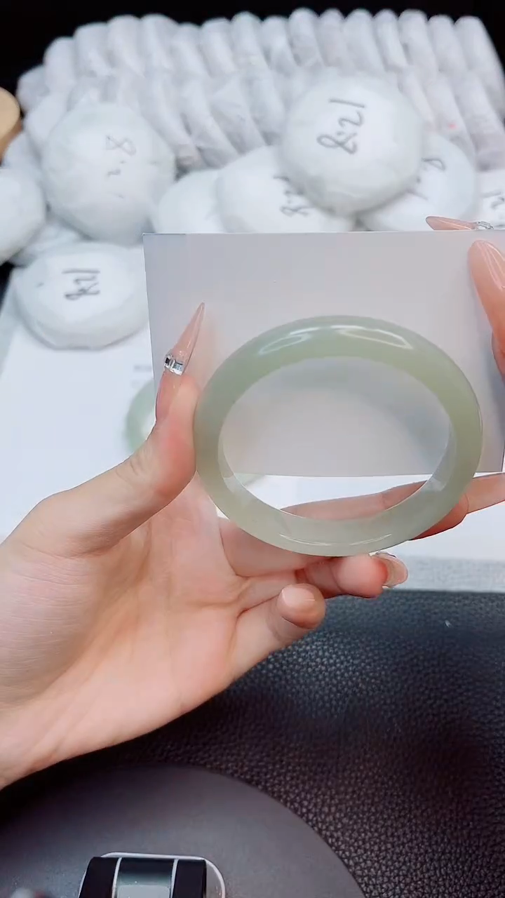 未镶嵌手镯石英质玉263-62.2