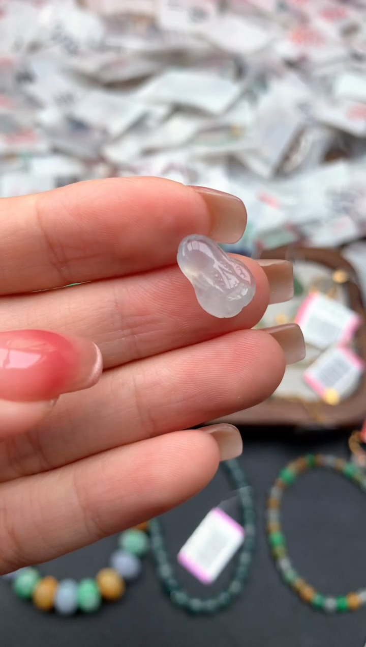 未镶嵌挂件翡翠一