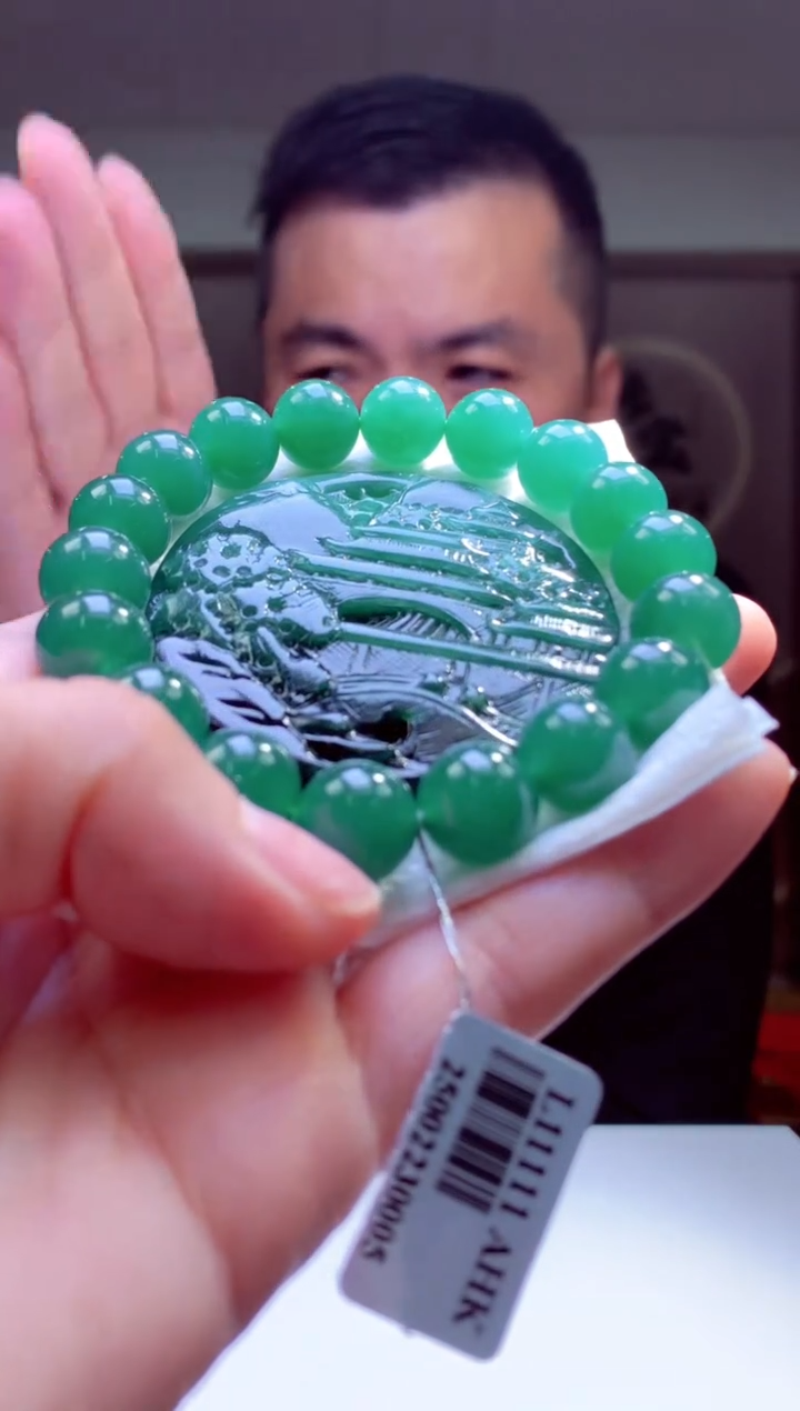 翡翠未镶嵌颈饰天然翡翠（拍一发一）