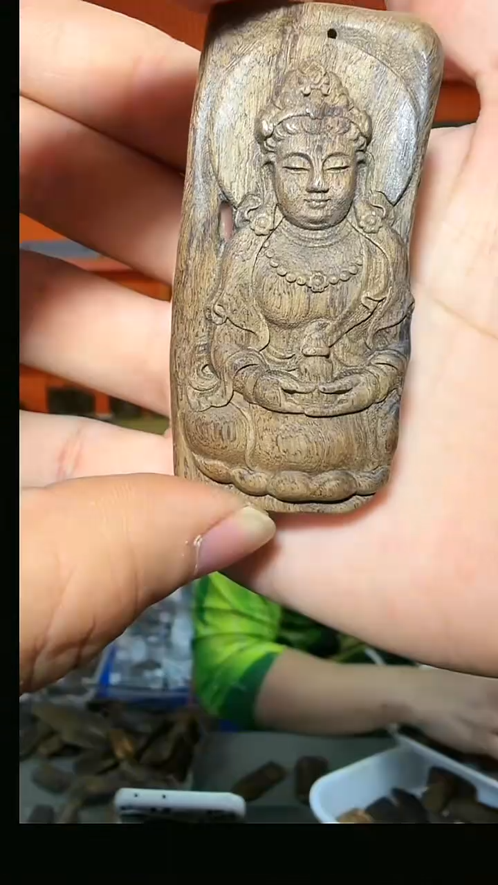 沉香吊坠153号红土观音多样性发一