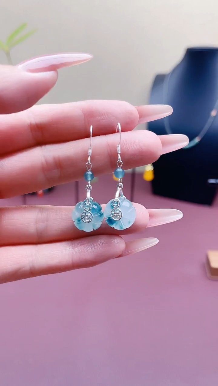 未镶嵌石英质玉（天山翠）耳饰00南瓜蓝水福牌