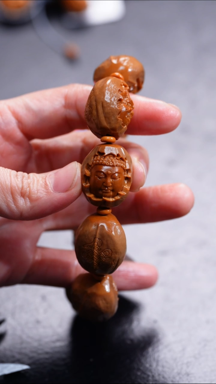 【闪购商品】橄榄核吊坠橄榄核