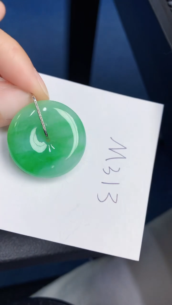 【闪购商品】翡翠颈饰18K金镶嵌000000000