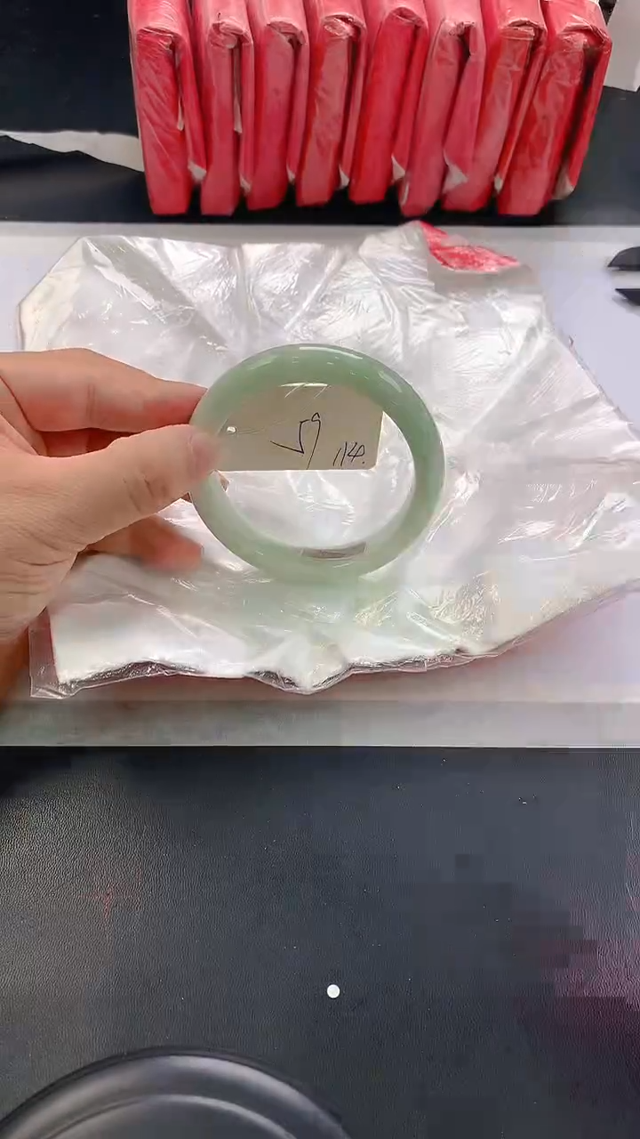未镶嵌手镯翡翠114