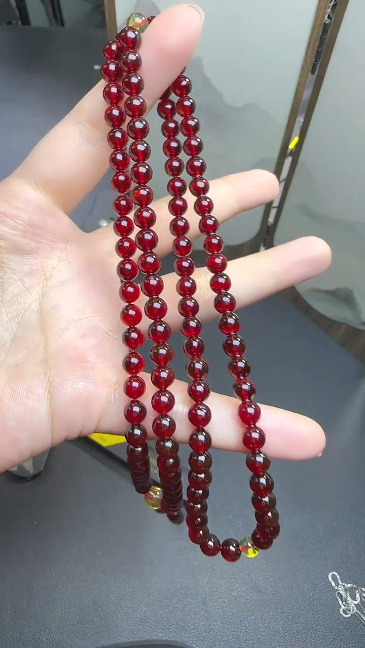 琥珀颈饰未镶嵌熊****牛JJD1224053多样性发一